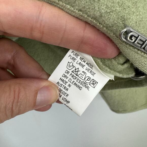 Geiger Pure Wool Button Up Cardigan Jacket 44 M L Made in Austria Old Money FLAW - Picture 8 of 10